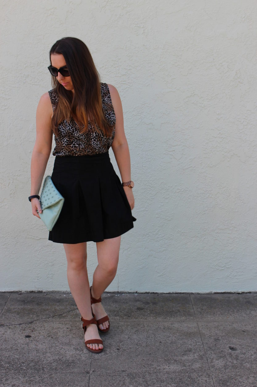 sleeveless leopard top