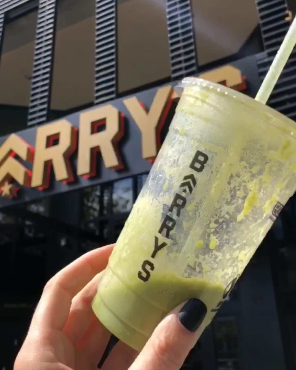 Barry's Green Latifah Shake