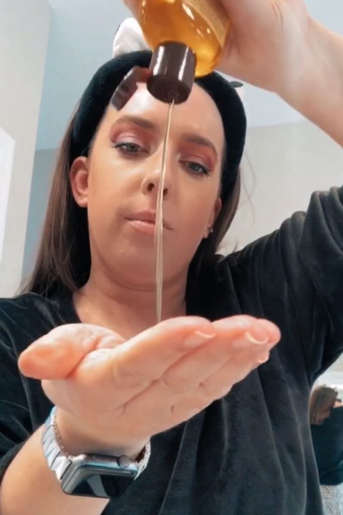 Best Cleansing Oils How To Use Cleansing Oils & The Best To Try