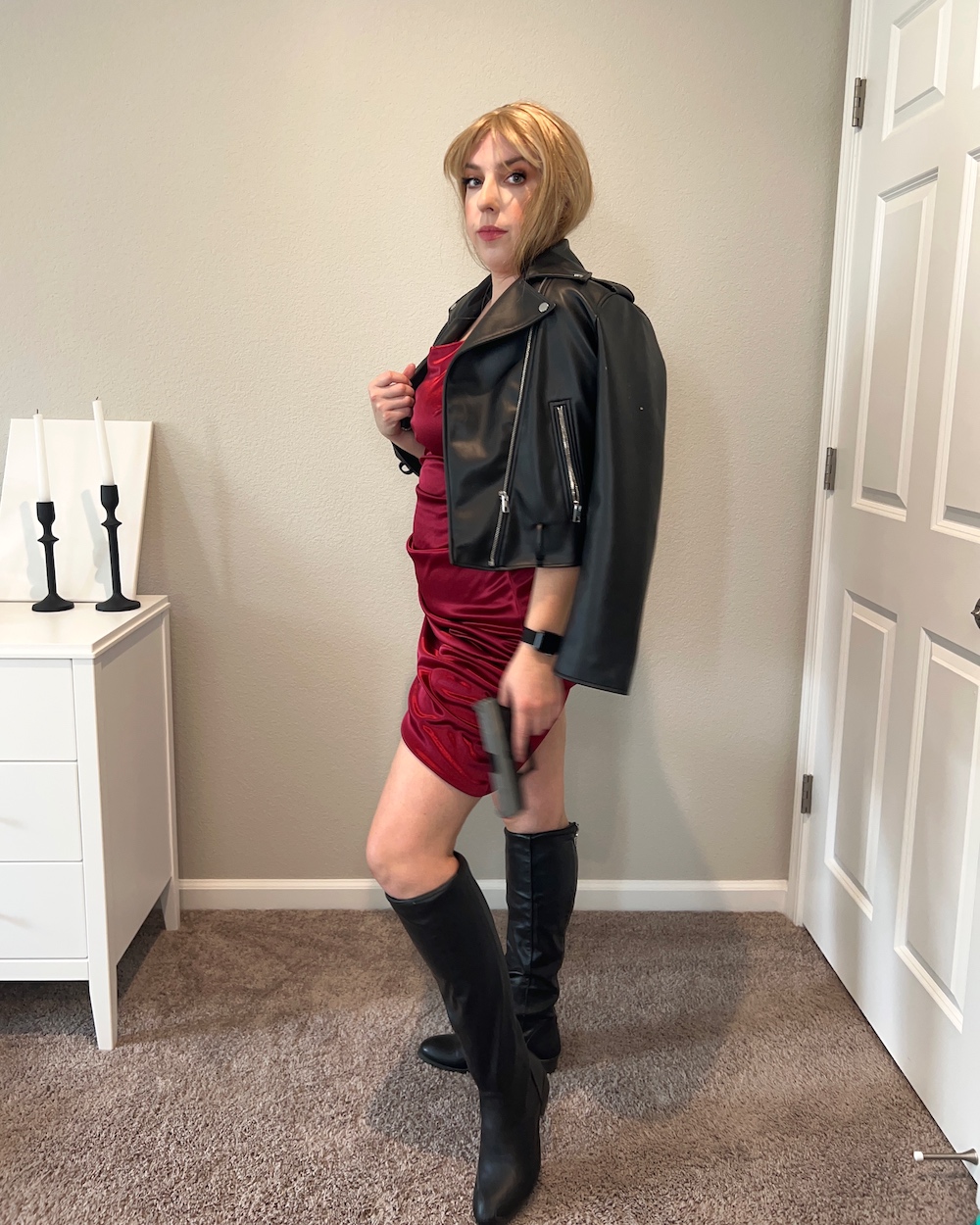 Resident Evil Actress Cosplays As Resident Evil Character