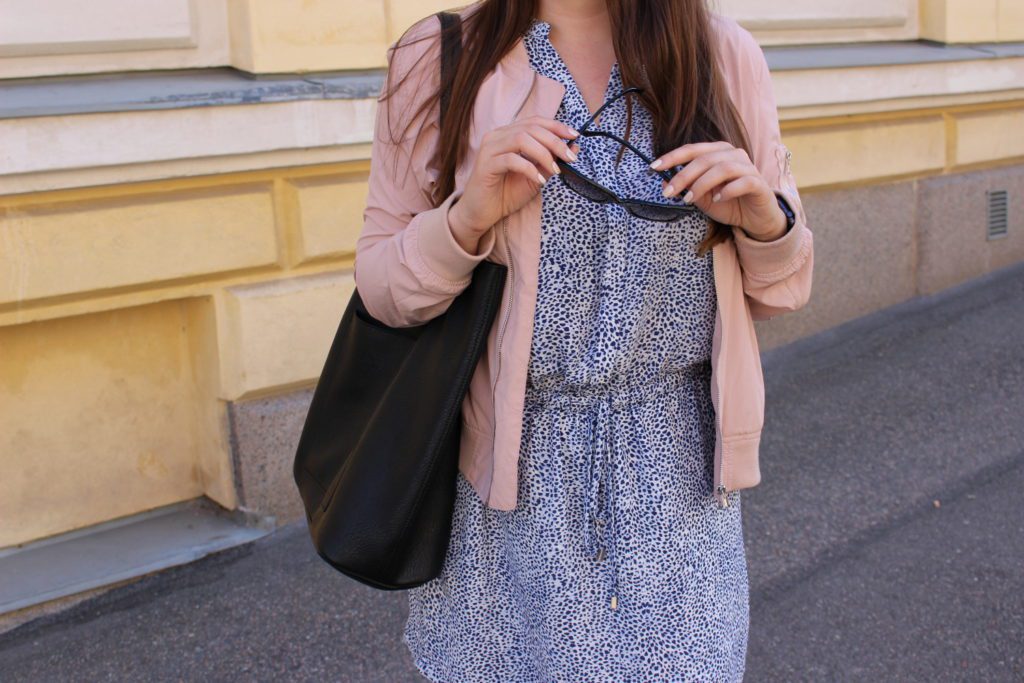 What I Wore in Helsinki Travel Blogger