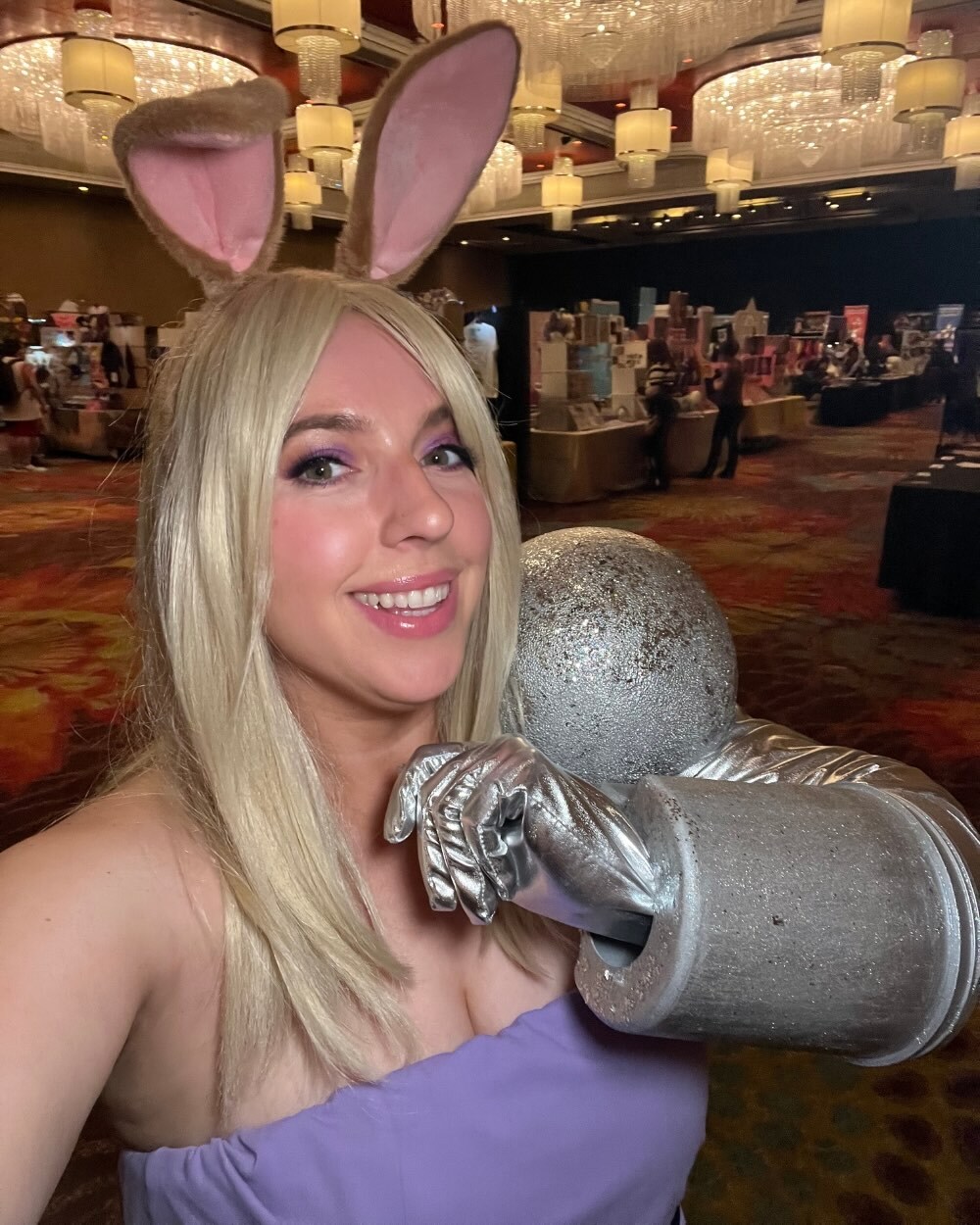 Sonic SatAm Bunnie Rabbot Cosplay